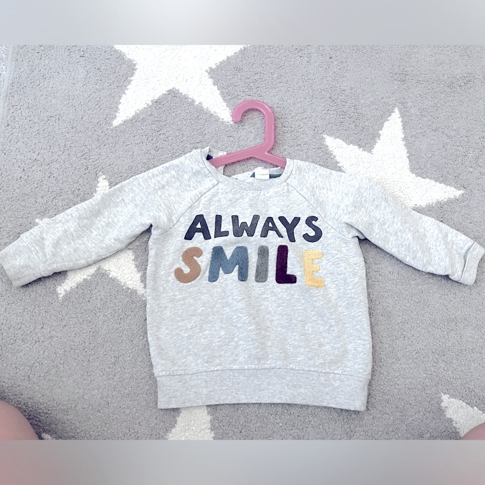 ALWAYS SMILE H&M light cotton sweater
